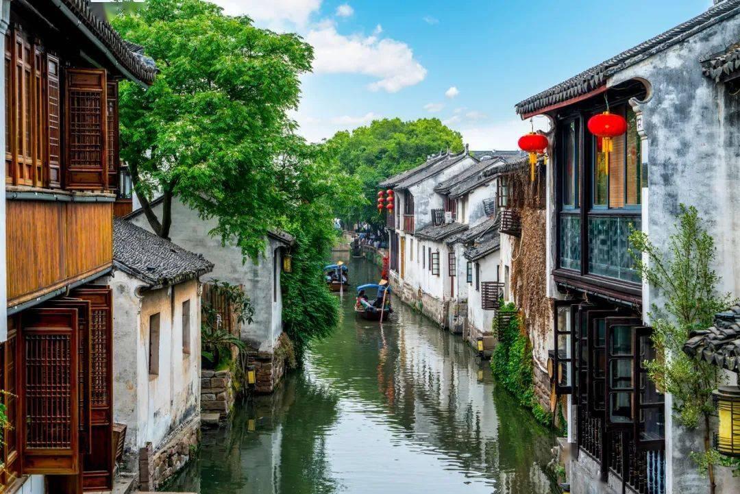 加入海口男生高校内狂奔表白被保安拦截,校内高调表白真的合适吗?知识星球,探索专业并互动交流